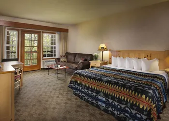Heathman Lodge hotel thumbnail 6