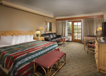 Heathman Lodge hotel thumbnail 8