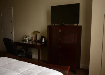 Hotel Bentley hotel thumbnail 8