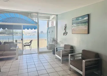 Foghorn Harbor Inn hotel thumbnail 3