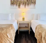 Foghorn Harbor Inn hotel detail image 7