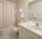 Coral Reef Inn & Suites hotel detail image 7