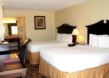 Plaza Inn hotel thumbnail 7