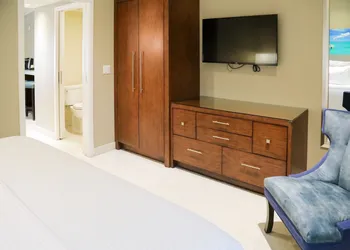 Orchid Key Inn - Adults Only hotel thumbnail 7