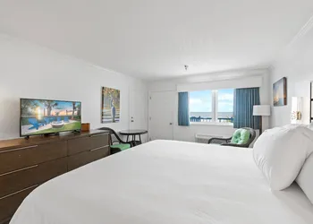 Ocean Isle Inn hotel thumbnail 6