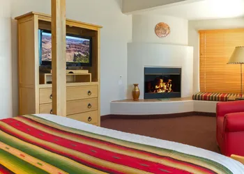 Inn at Eagle Mountain hotel thumbnail 8