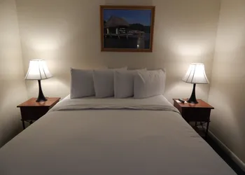 Parmer's Resort hotel thumbnail 3