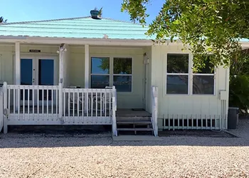 Parmer's Resort hotel thumbnail 5