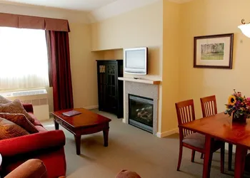 Pointe at Castle Hill Resort hotel thumbnail 5
