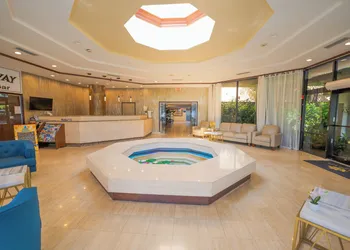 Boca Plaza by Lowkl hotel thumbnail 2