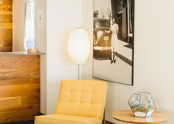 Modern Hotel hotel thumbnail 7