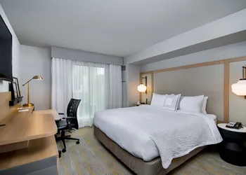 Fairfield Inn & Suites Fort Worth Downtown/Convention Center hotel thumbnail 7