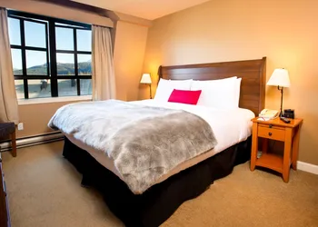 Sundial Hotel hotel thumbnail 7