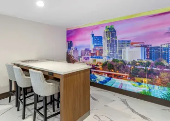 Clarion Pointe Raleigh Midtown hotel thumbnail 6