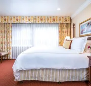 Wayside Inn hotel detail image 5