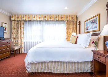 Wayside Inn hotel thumbnail 5