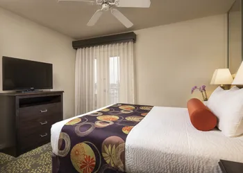 London Bridge Resort hotel thumbnail 7