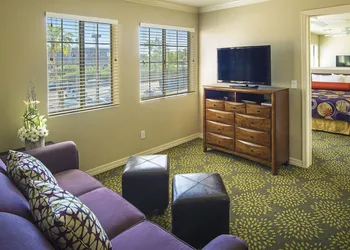 London Bridge Resort hotel thumbnail 8