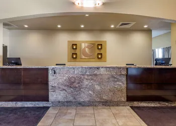 Comfort Inn Bentonville - Crystal Bridges hotel thumbnail 2