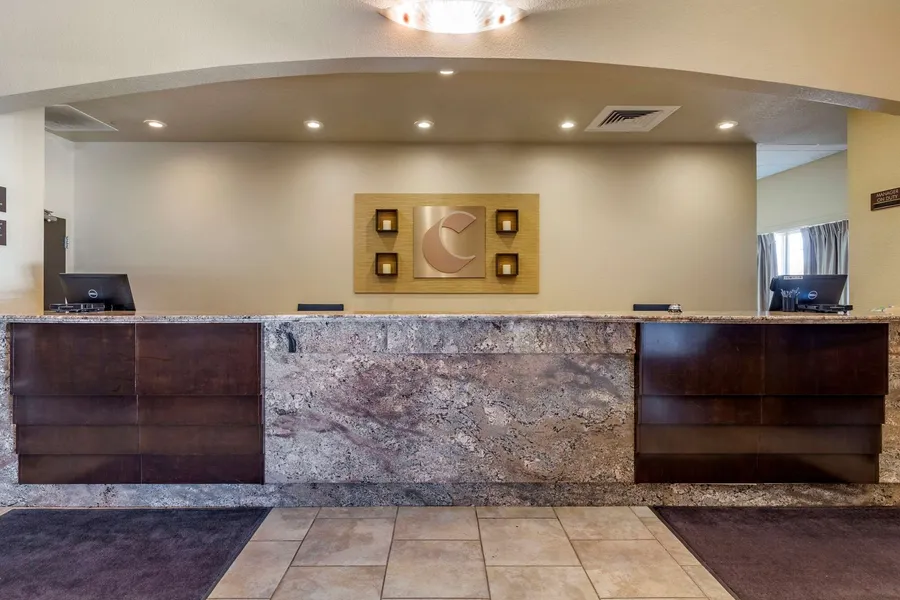 Comfort Inn Bentonville - Crystal Bridges hotel detail image 2