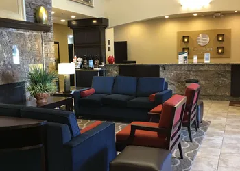 Comfort Inn Bentonville - Crystal Bridges hotel thumbnail 5