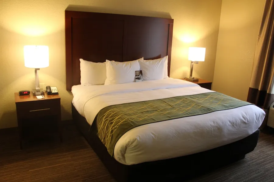 Comfort Inn Bentonville - Crystal Bridges hotel detail image 6