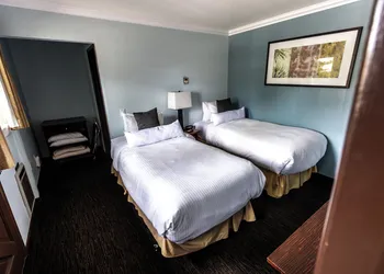 The Mammoth Creek Inn hotel thumbnail 7