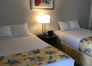 Beach Place Hotel hotel thumbnail 6