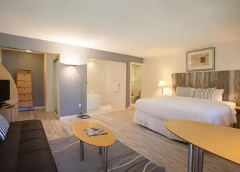 The Atlantic Hotel hotel thumbnail 4