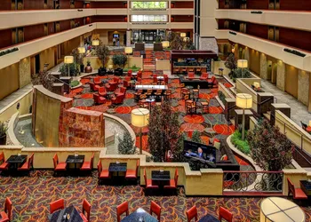 University Plaza Hotel and Convention Center Springfield hotel thumbnail 2