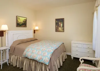 Wawona Hotel hotel thumbnail 4
