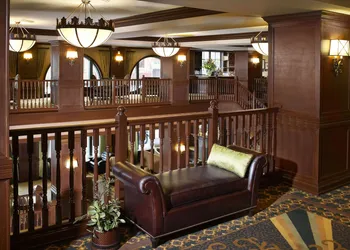 Hotel Julien Dubuque hotel thumbnail 4