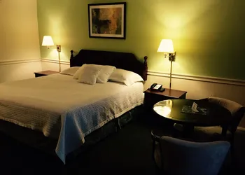 Chateaubleau Hotel hotel thumbnail 6