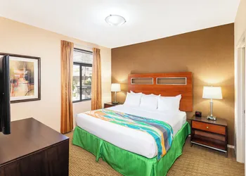 The Cliffs at Peace Canyon hotel thumbnail 7