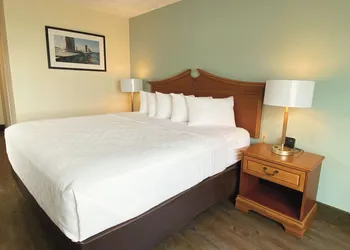 Atlantic Beach Hotel Newport hotel thumbnail 6