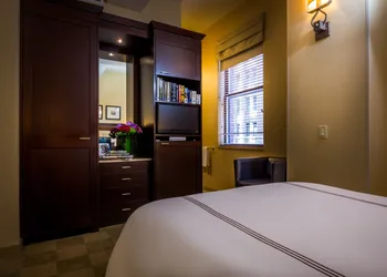 Library Hotel by Library Hotel Collection hotel thumbnail 5