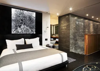 SIXTY Lower East Side hotel thumbnail 4