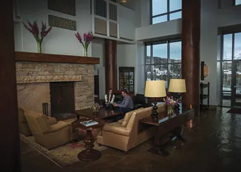 The Peaks Resort and Spa hotel thumbnail 2