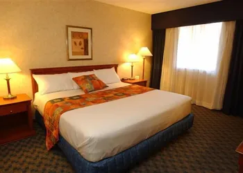 North Vancouver Hotel hotel thumbnail 5