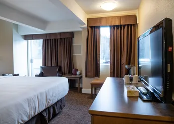 Irwin's Mountain Inn hotel thumbnail 4