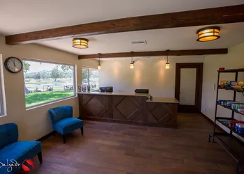 Carlton Oaks Lodge, an Ascend Collection Hotel hotel thumbnail 4
