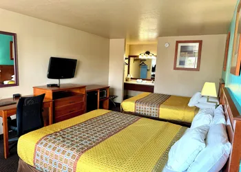 Claridge Inn hotel thumbnail 4