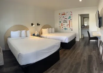 Ocean Palms Motel hotel thumbnail 4