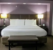 Parkwood Inn & Suites hotel detail image 5
