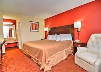 Sunset Inn hotel thumbnail 3