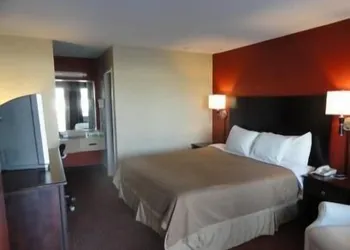 Sunset Inn hotel thumbnail 5