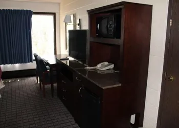 Aero Inn hotel thumbnail 7