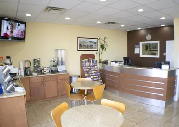 Bluegrass Inn hotel thumbnail 2