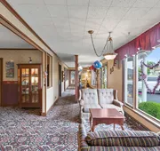 Glass House Inn Erie Near I-90 & I-79 hotel detail image 3
