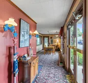 Glass House Inn Erie Near I-90 & I-79 hotel detail image 4